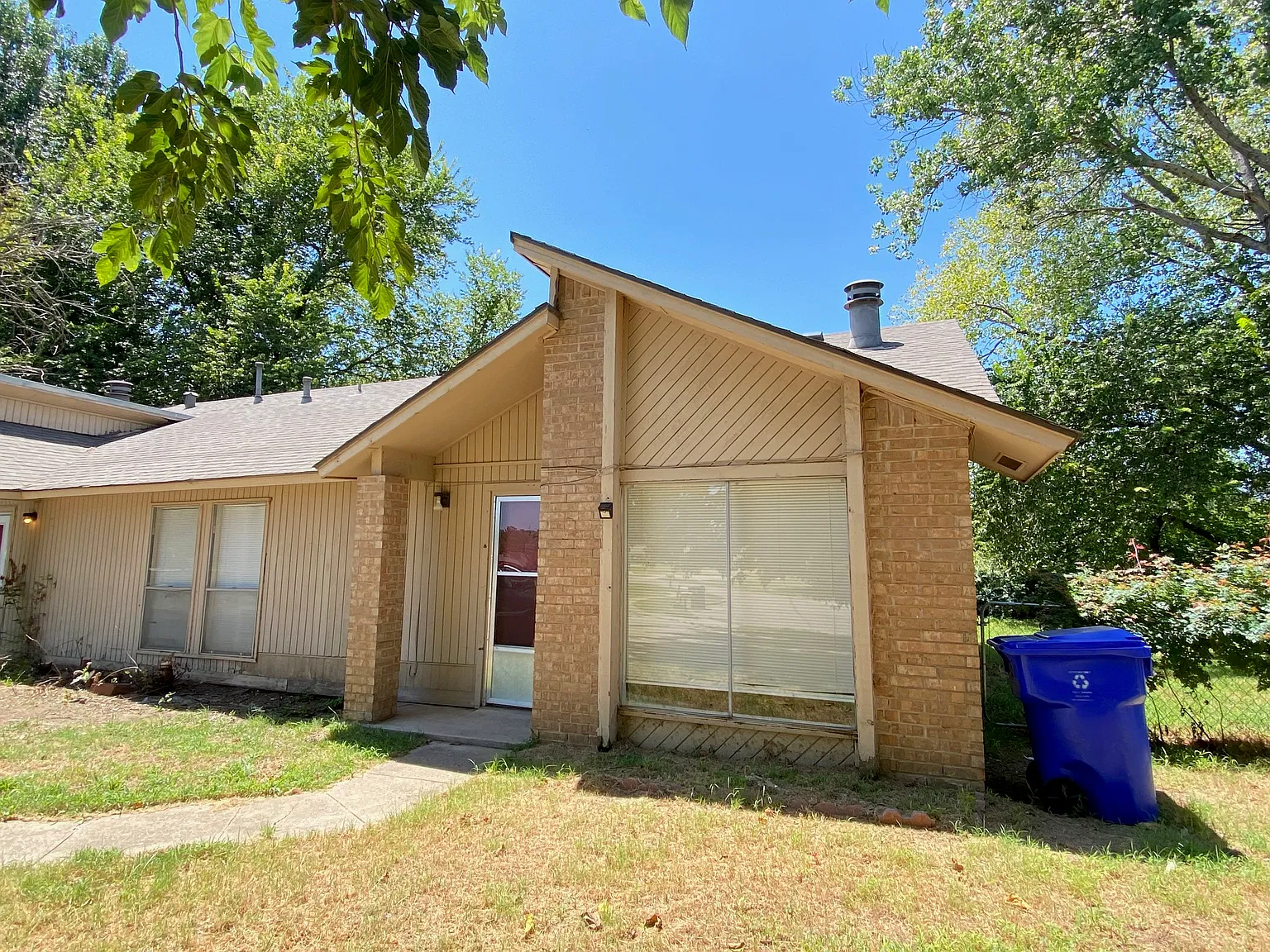 4244 Wembleton Cir — Photo 2