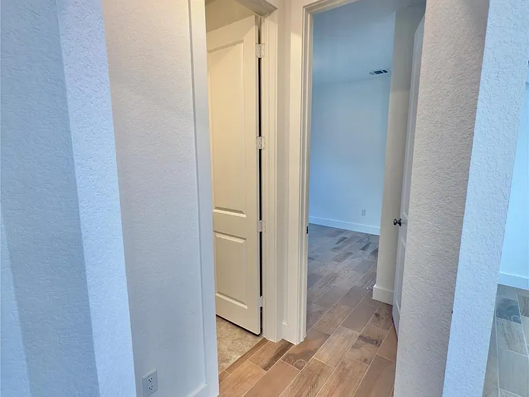 15206 Cortines Ct — Photo 15