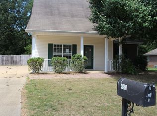 453 River Oaks Dr, Wetumpka, AL 36092