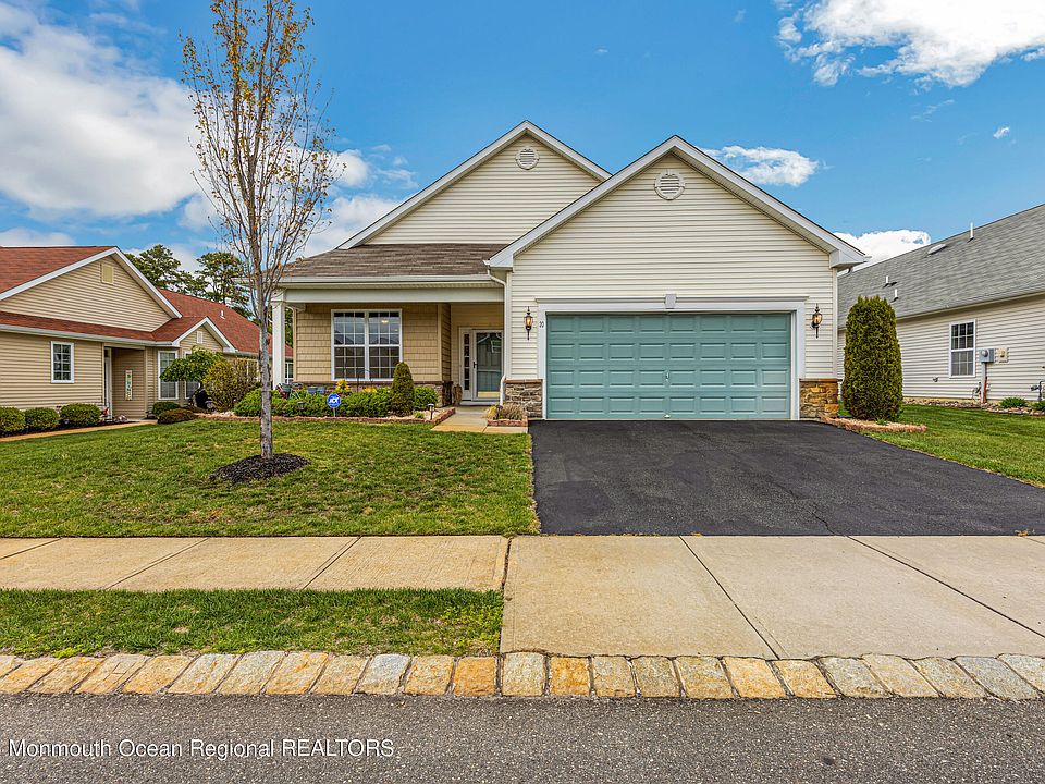 1st image of 20 Woodview Drive