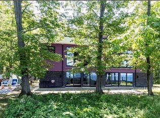 6664 Lake Shore Rd, Derby, NY 14047