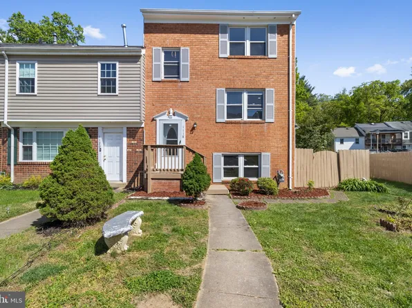 1118 James Madison Cir, Fredericksburg, VA 22405