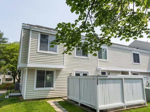 801 Fairfield Court, East Greenbush, NY 12061