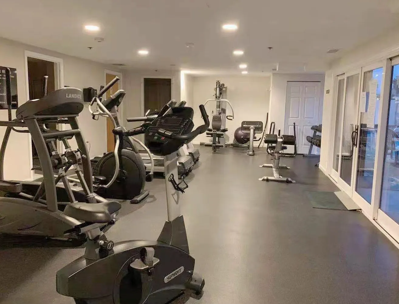 30 Revere Beach Pkwy — Photo 4