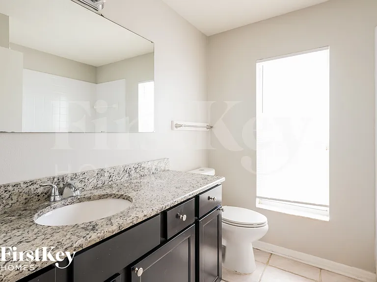 6809 Coral Cove Dr — Photo 13