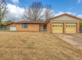 1600 S Walnut Ave, Broken Arrow, OK 74012