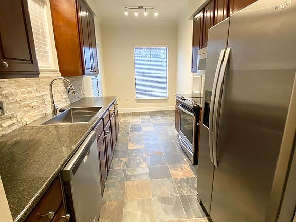 3rd image of 8604 Thackery St #182