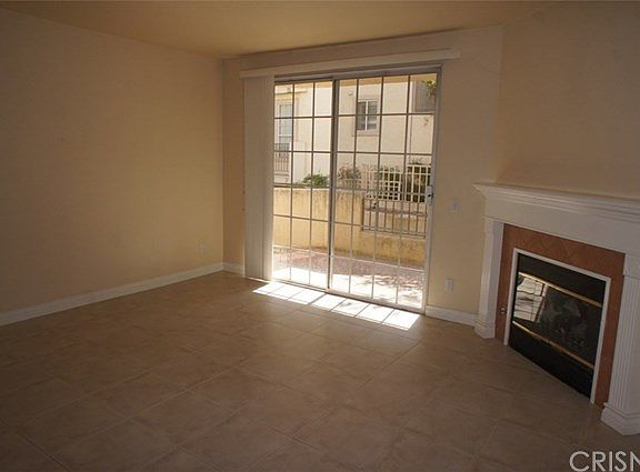 5th image of 24137 Del Monte Dr Unit 229