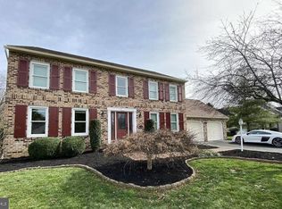 2437 Raleigh Dr, Lancaster, PA 17601