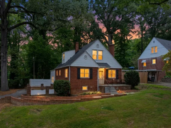 218 McMakin Dr, Greenville, SC 29617