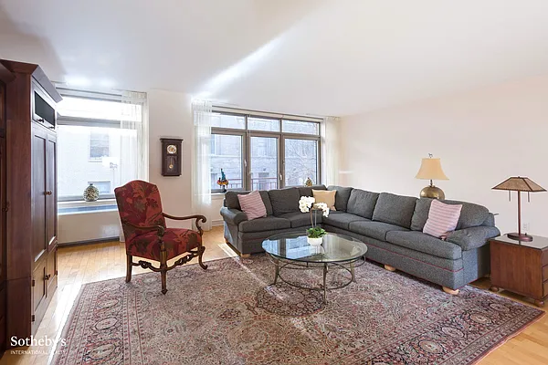 Sold by Sotheby's International Realty | media 12