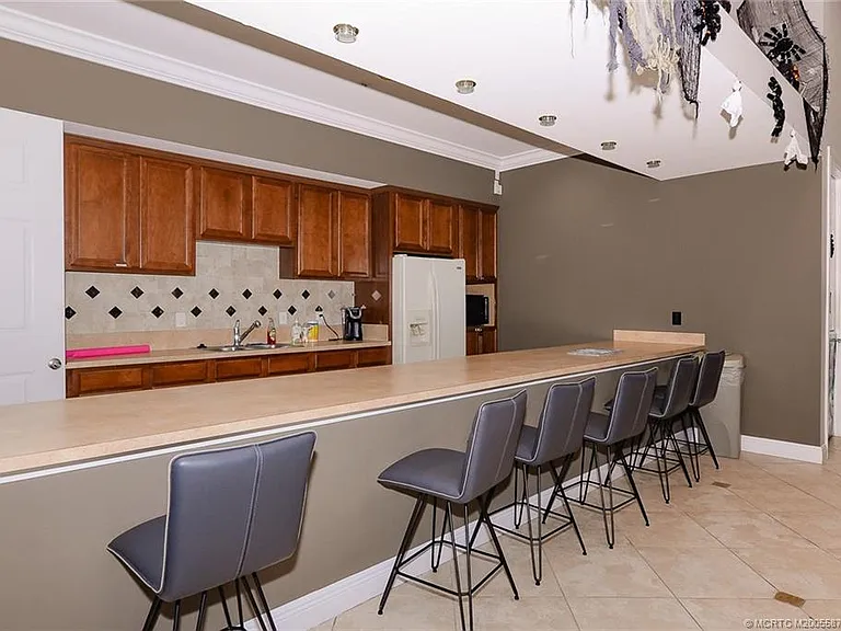 2206 SW Cape Cod Dr — Photo 37