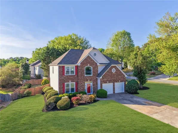 1910 Vineyard Ct, Alpharetta, GA 30004