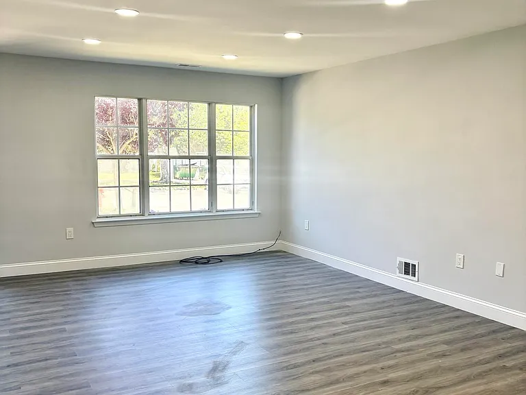709 Lady Slipper Ct #709 — Photo 8