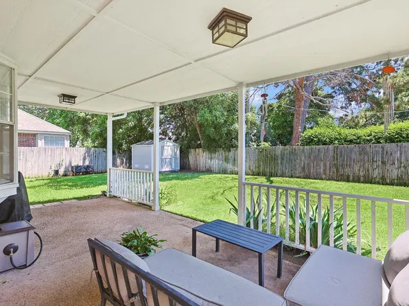 2106 Hunter Place Ln, Arlington, TX 76006