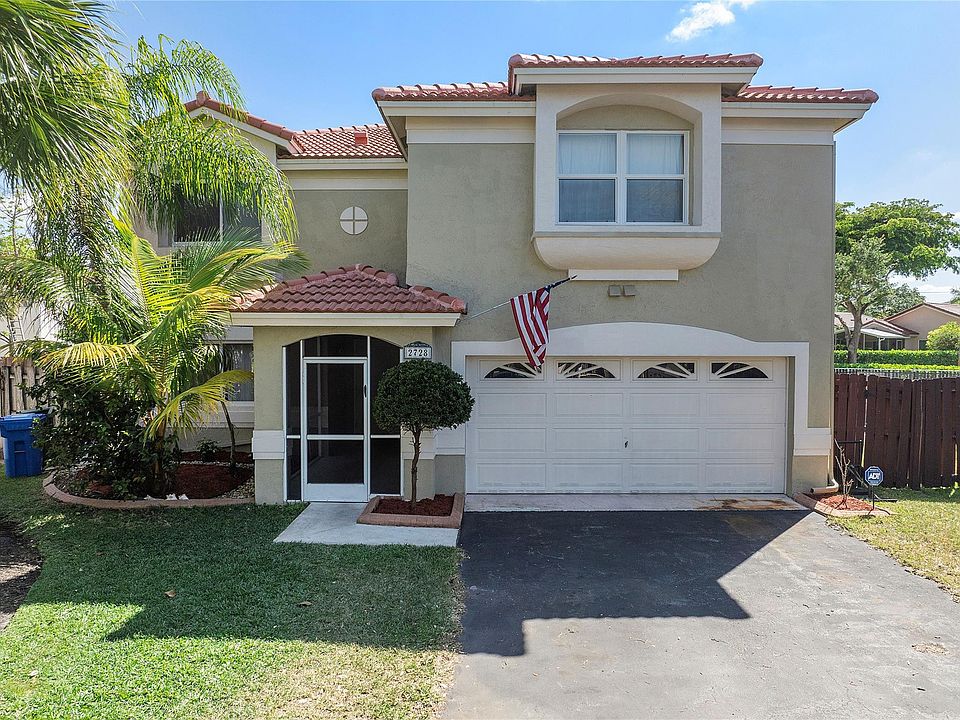 1st image of 2728 NW 79th Avenue
