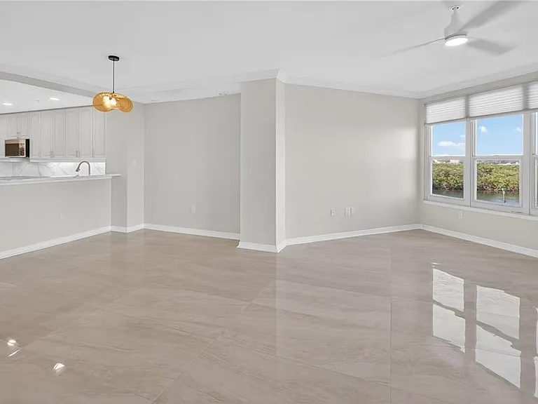 5430 Eagles Point Cir #202 — Photo 16