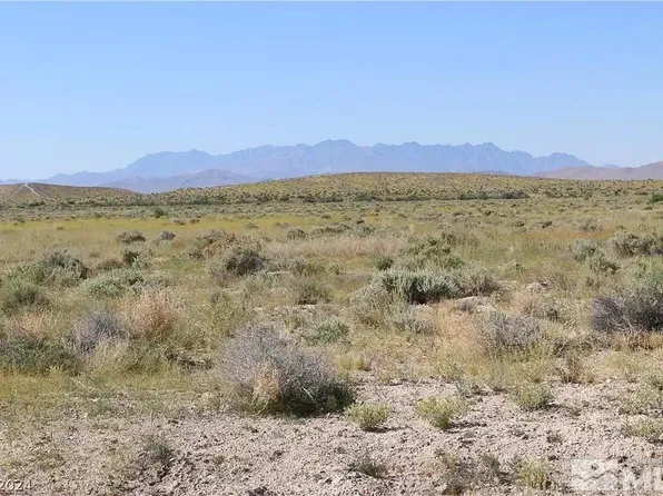 5052210 W Rose Creek Rd, Winnemucca, NV 89445