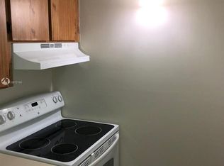 2771 Riverside Dr #102, Pompano Beach, FL 33065