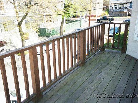 2nd image of 39 Charnwood Rd APT 3