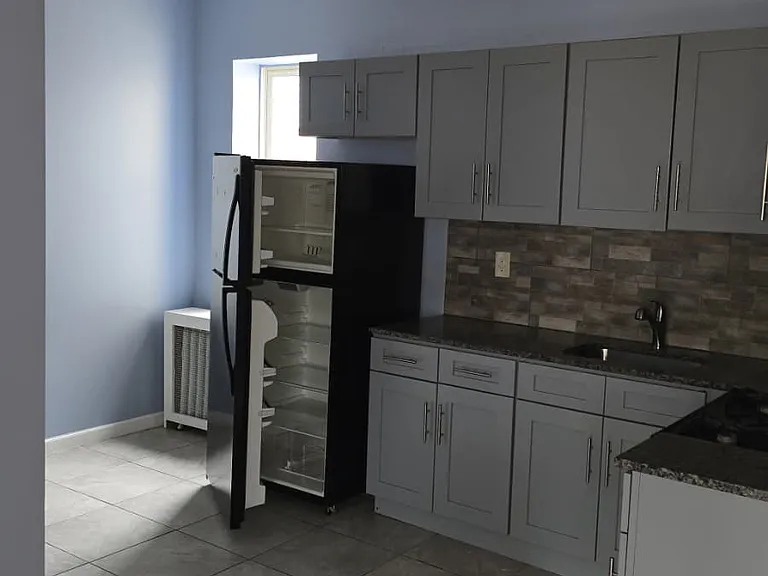 45 Cedar Ave #6 — Photo 3