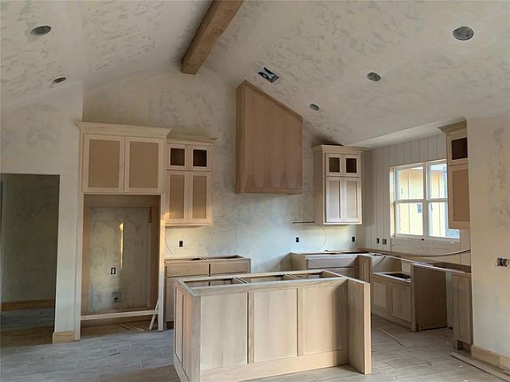 5th image of 14028 N Ridge Dr