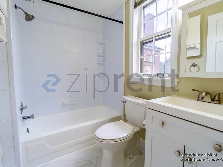 815 Lasalle St — Photo 9