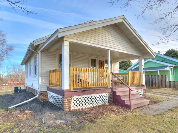 109 W 9th St, Boone, IA 50036