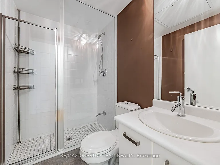 832 Bay St #4110 — Photo 19
