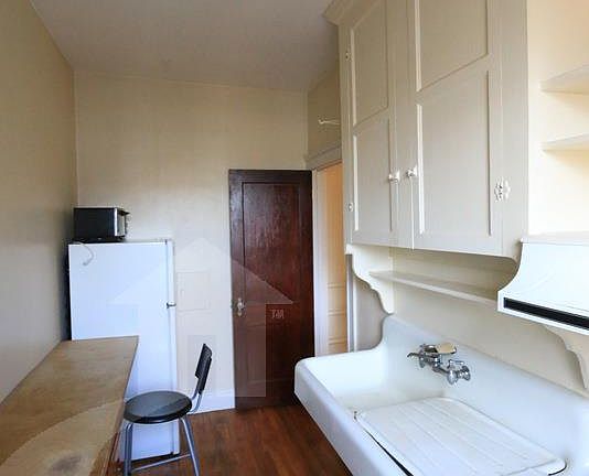 3rd image of 10 Wendell St #21
