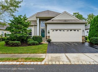 12 Lorenzo Rd, Manchester, NJ 08759