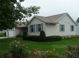 257 South St, Pemberville, OH 43450