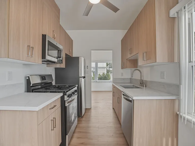 2317-2321 Ocean Park Blvd — Photo 11