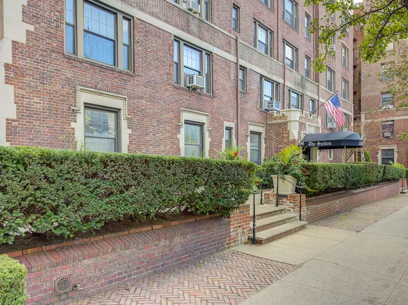 109-14 Ascan Avenue image 46 of 46