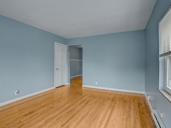 5th image of 4344 Kirby Ave #4