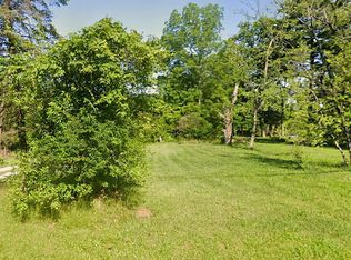 7255 Drake Rd, Cincinnati, OH 45243