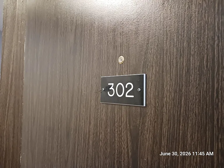1001 Taylor Ave N — Photo 23