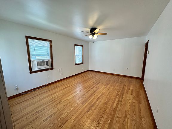 5th image of 150 Lincoln Ave #1