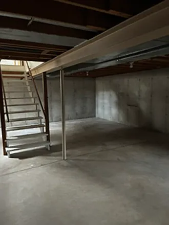 2549 Suburban St — Photo 11