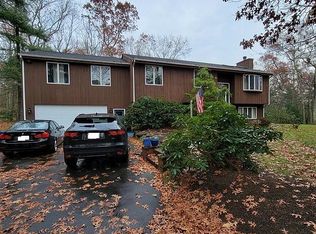 294 Old Oxford Rd, North Smithfield, RI 02896