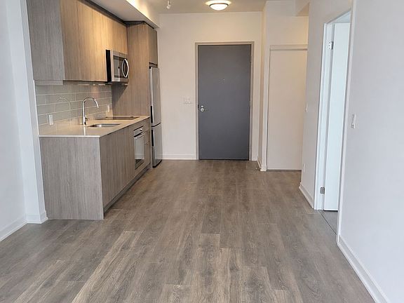 2nd image of 38 Forest Manor Rd N #510