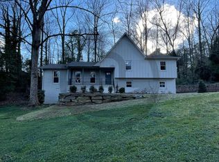 3616 Locksley Dr, Mountain Brook, AL 35223