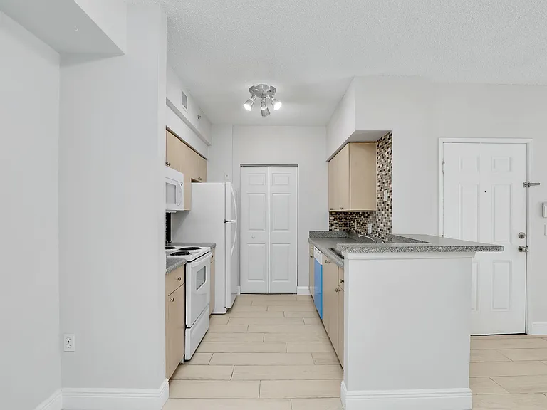 1235 Reserve Way #107 — Photo 7