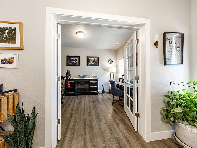 9032 Bugaboo Dr — Photo 17