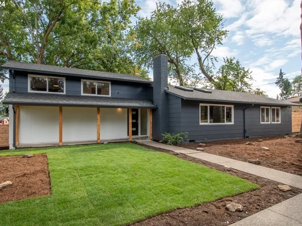 8860 N Chautauqua Blvd, Portland, OR 97217