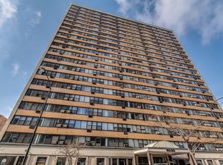 6030 N Sheridan Rd APT 106, Chicago, IL 60660