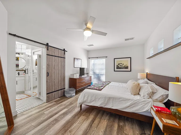 1231 Jackson Blvd — Photo 15