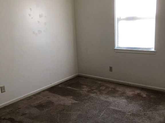 2nd image of 738 Osage St APT 3