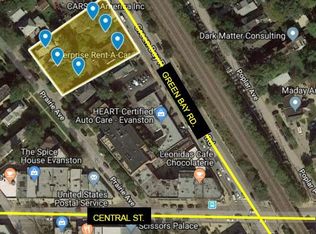 2636 Green Bay Rd, Evanston, IL 60201