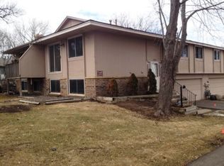 11904 70th Pl N, Maple Grove, MN 55369